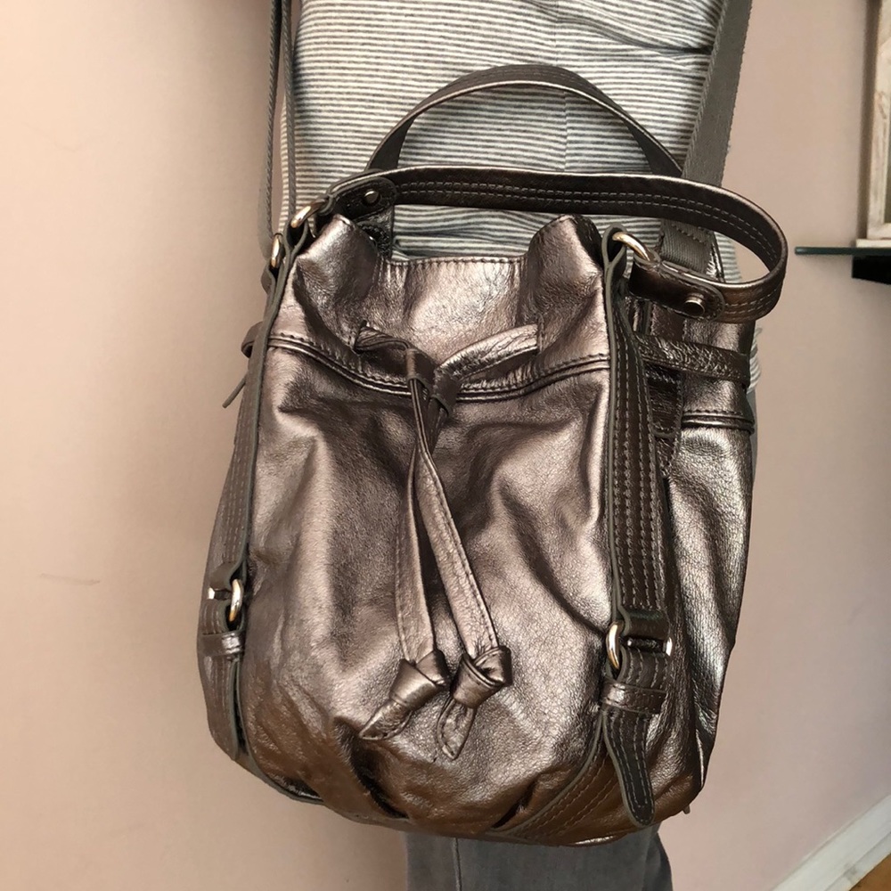 Gorgeous Leather the Sak silver crossbody bucket bag